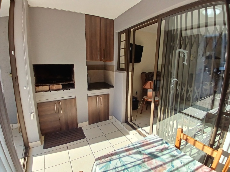 2 Bedroom Property for Sale in Hartenbos Central Western Cape